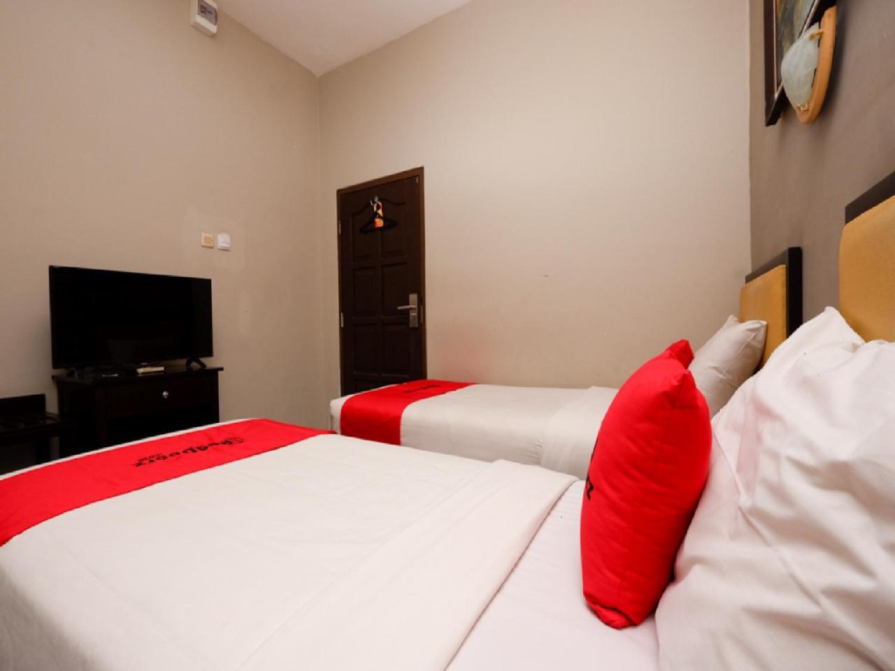 Reddoorz Plus @ Singosari Raya Semarang Eksteriør billede